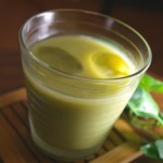 簡単ジュースレシピ／Vol.68～心を癒す～「定番抹茶ミルク」