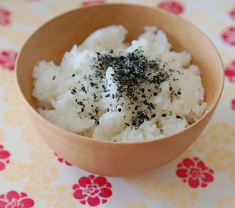 5分でできる!「贅沢ごま塩ごはん」~めんどくさがり屋さんの簡単あさごはん~