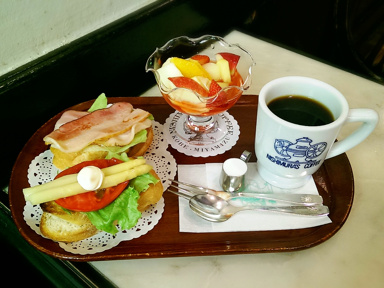 神戸 三宮の朝食 神戸っ子の愛するモーニングを食べよう 神戸にしむら珈琲店 朝時間 Jp
