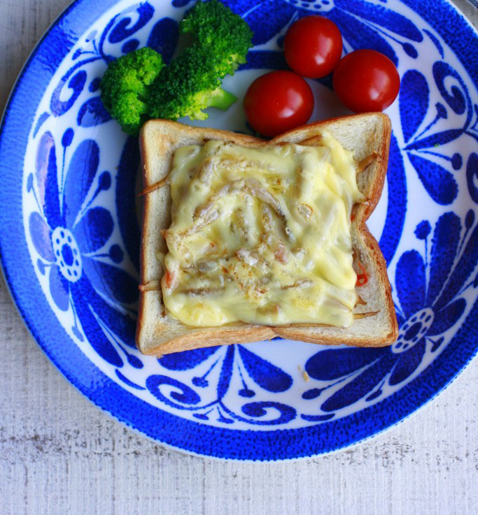 きんぴらごぼうでお惣菜トーストを作ろう!チーズとろける和ブランチ♪