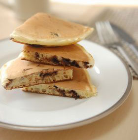 15分でできる チョコチップパンケーキ 簡単わくわく朝ごはん 朝時間 Jp