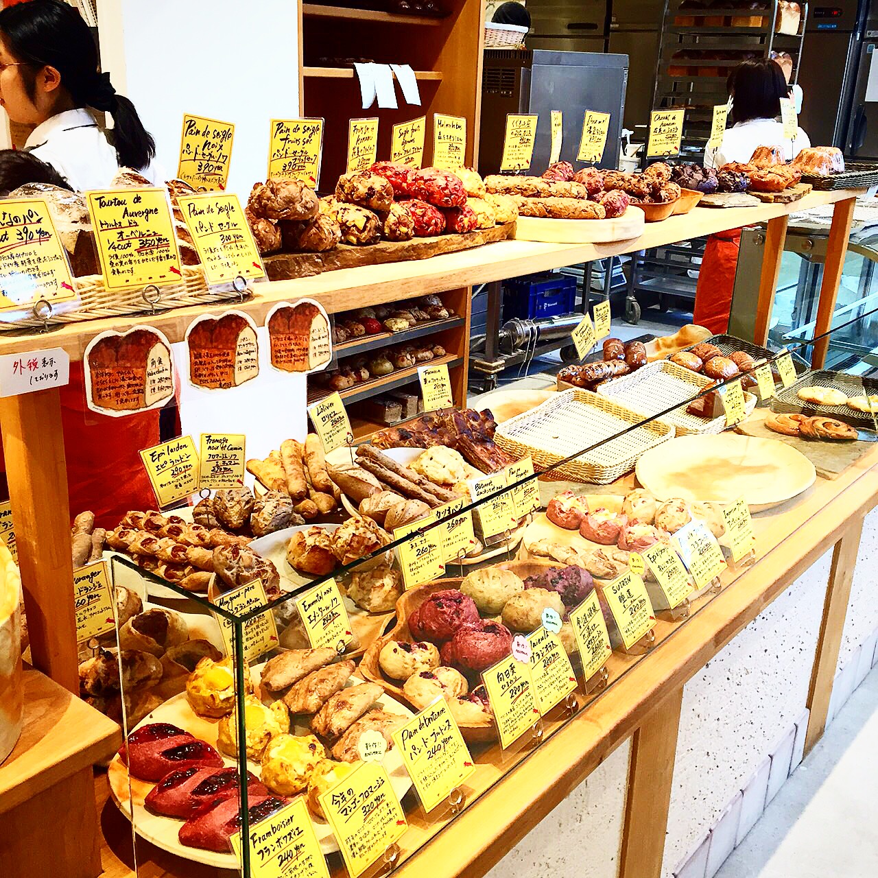 約80種類!?フランスベースのオリジナルパンを求めて♡