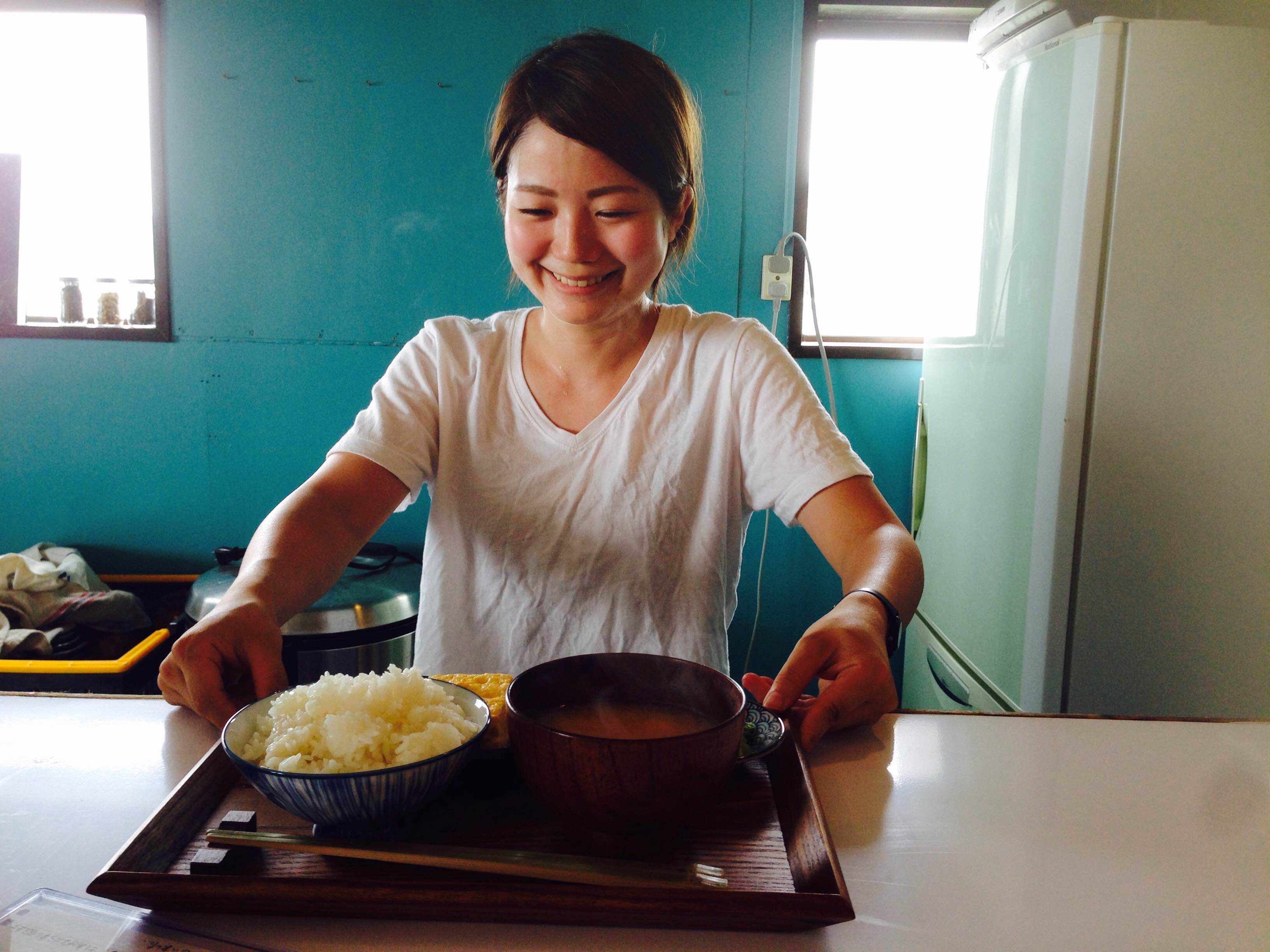鎌倉の朝時間。NEWオープンのホットスポット！和朝食を食べながら海が見えるお宿