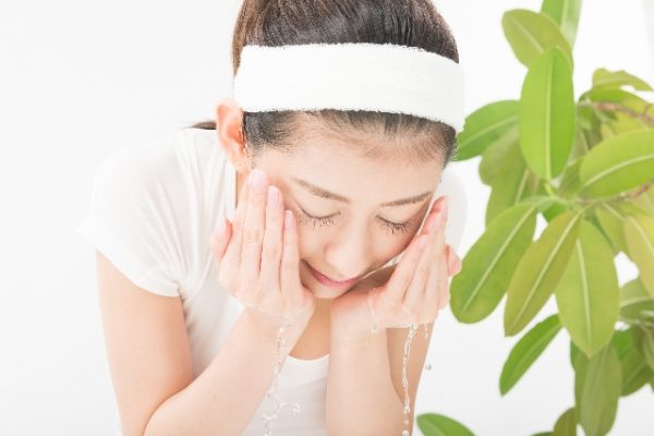 ルイボスティー洗顔が肌にいい！？朝できる簡単美容法3つ