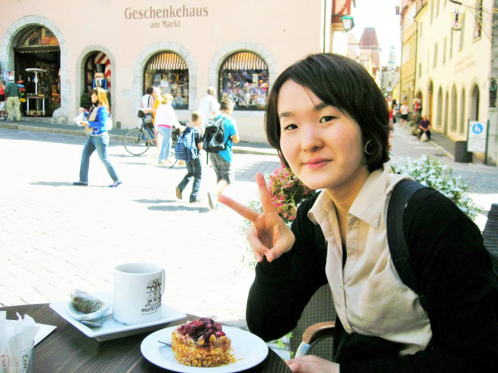 朝5分で手抜き感のないイマドキ顔に！私の時短メイクのコツ3つ