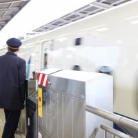 「親切な駅員さんだったな」を6単語の英語でいうと？