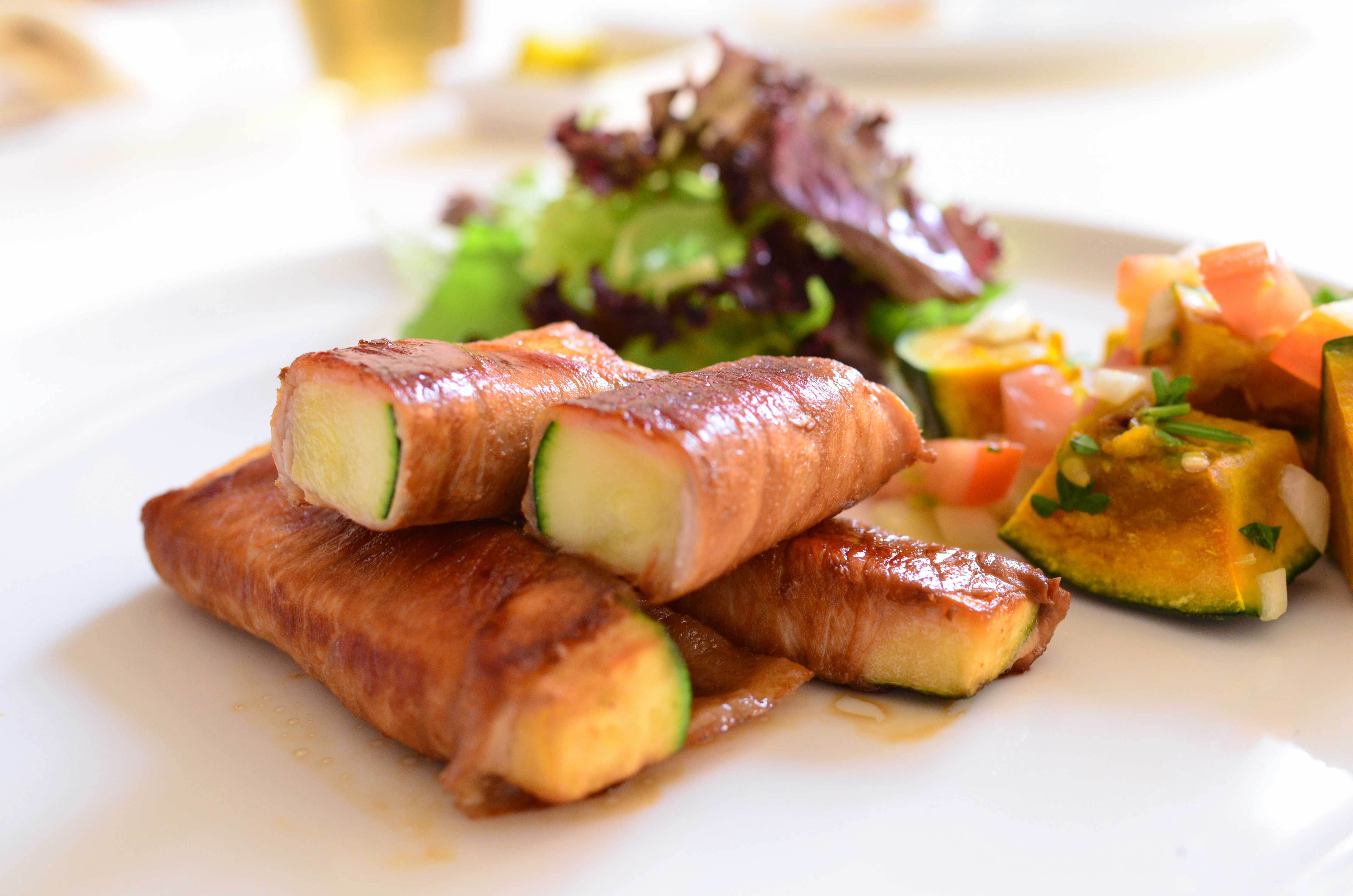 ズッキーニの肉詰めの簡単レシピ