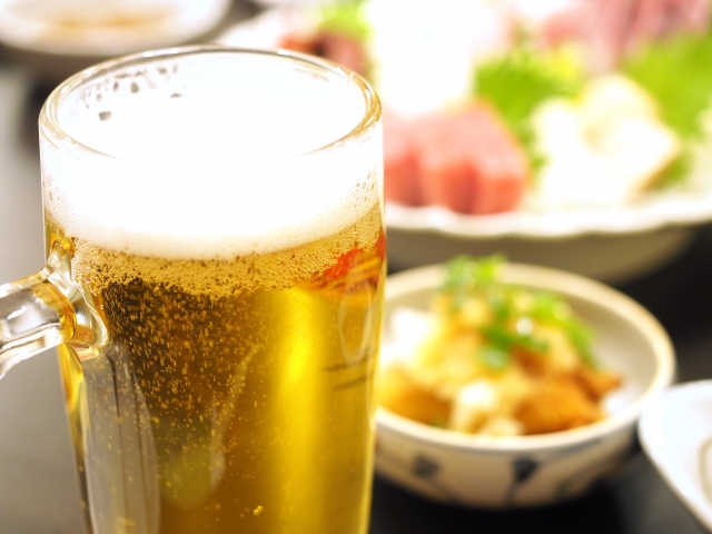 これで二日酔い知らず！？「忘年会」の前後にやるといいコト3つ