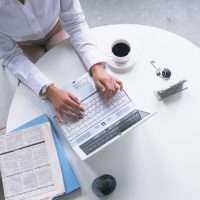 気をつけて！上から目線に思われる意外な英語フレーズ