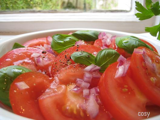 トマトのシンプルサラダ　ｂｙ：イクコさん