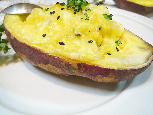 さつま芋ボートのホクホクチーズ焼き♪　ｂｙ：machiさん