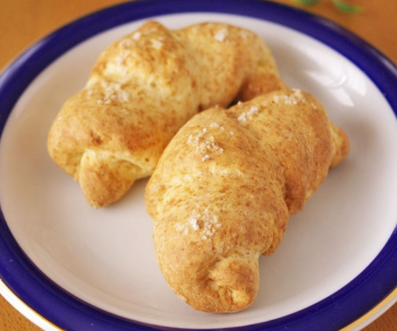 焼きたてをほおばる幸せ 簡単 ホットケーキミックス パンレシピ5選 朝時間 Jp