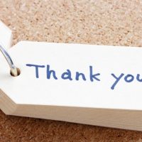 “Thank you”だけじゃ物足りない時に！「お招きありがとう」の英語表現3例