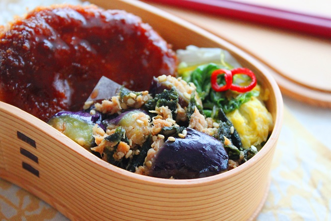 作り置きもOK♪レンジでらくらく「なすとツナの海苔ごま和え」のお弁当