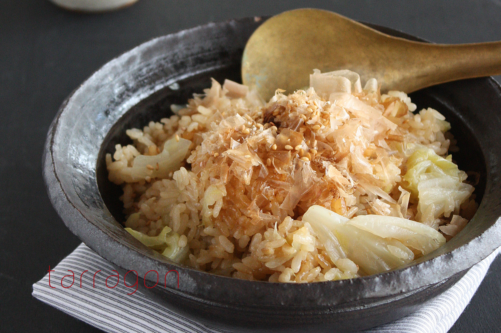 具はキャベツのみ！包丁＆だしいらずで簡単♪「キャベツのオイスター炊き込みご飯」 朝時間.jp