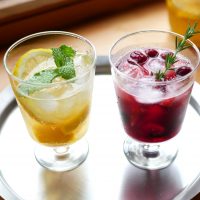 市販の冷凍フルーツで簡単！夏の朝に飲みたい「ビネガードリンク」2種