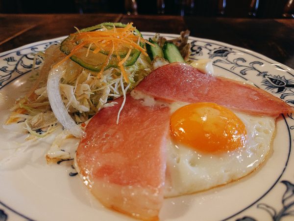 【京都】おみくじも楽しめる！バターがしみた厚切りトースト朝食@喫茶 陽