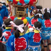 「秋祭り」を2単語の英語で言うと？