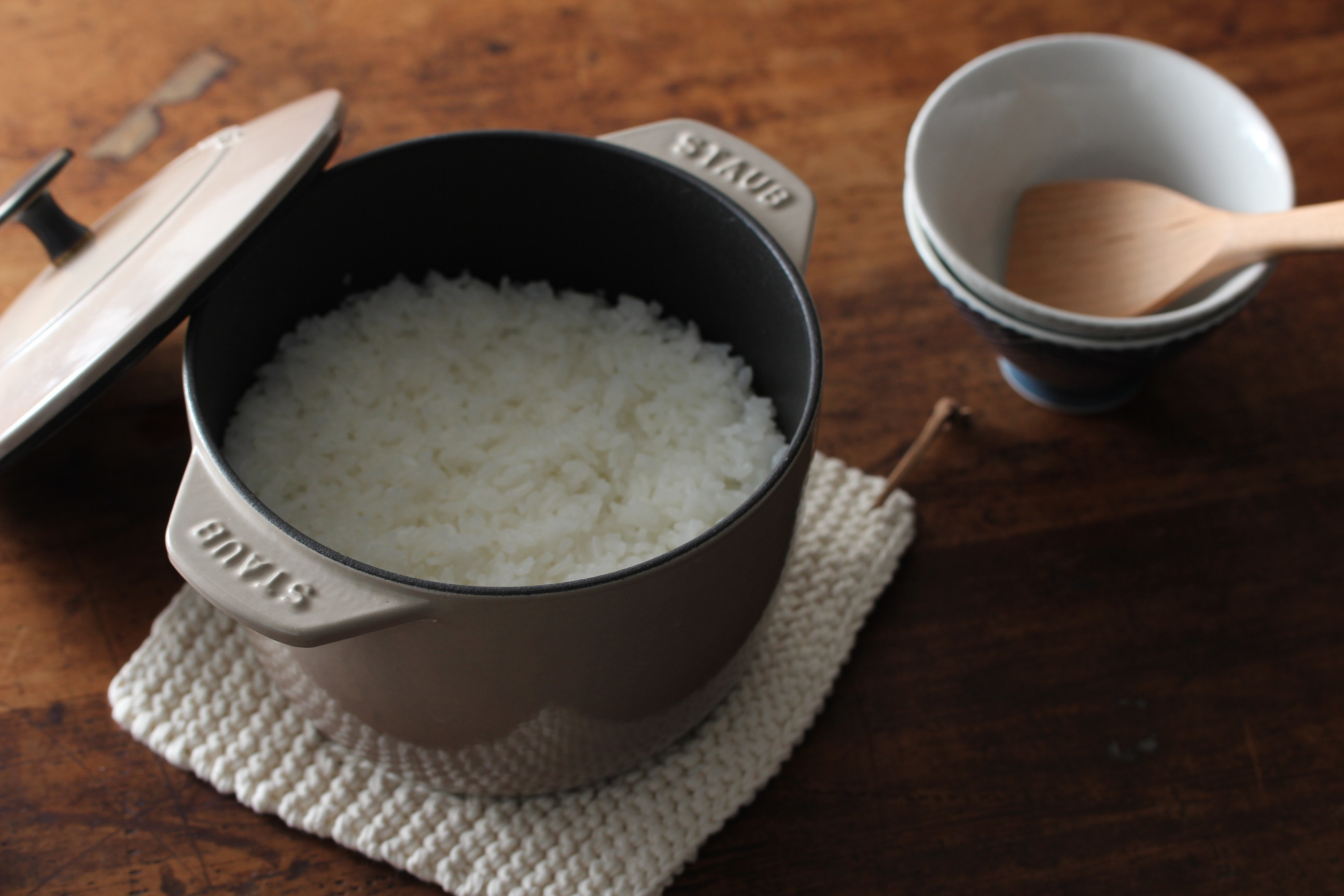 釜でご飯を炊く _ 「お鍋でおいしいご飯の炊き方」の作り方・レシピ – LKUCI