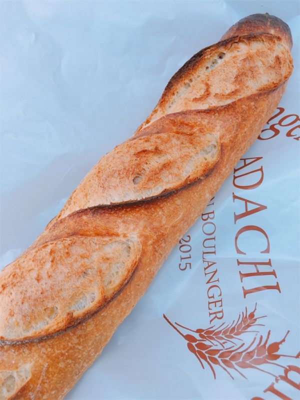 【横浜・センター南】ハード系のパンが最高に美味！「ブーランジェリーパティスリートレトゥールアダチ」