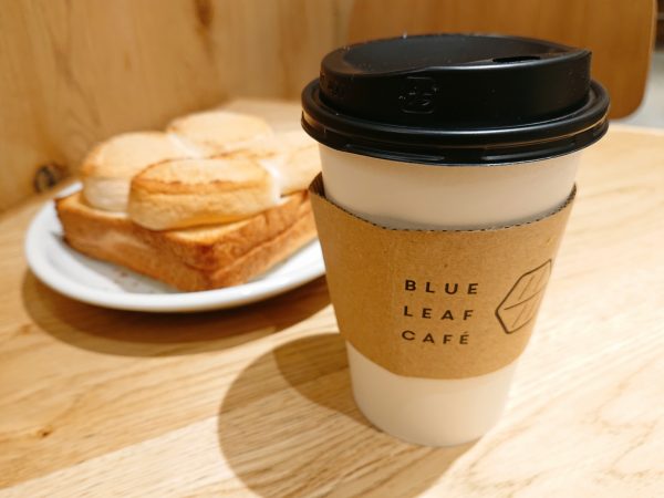 【京都】もっちり大迫力の「マシュマロトースト」がおいしい！@BLUE LEAF CAFE 京都