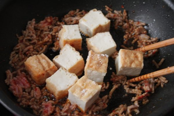 厚揚げマーボー豆腐