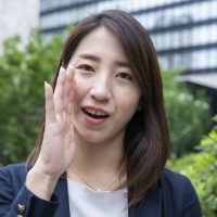 英語の「make a comment」の意味って？