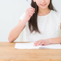 何が違う？「ためになる」を表す英語3つの使い分け方