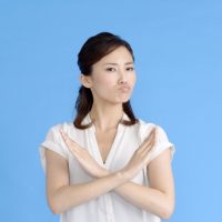 「あいにく」を1単語の英語で言うと？