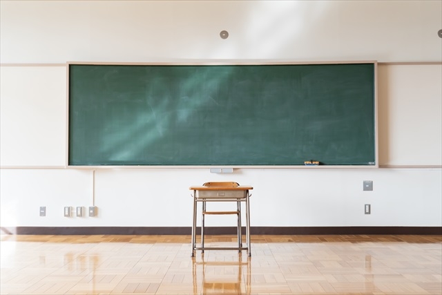 「ゆとり世代」を英語で言うと？