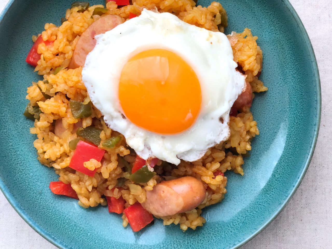 炊飯器におまかせ!火を使わず簡単「ジャンバラヤ風ごはん」