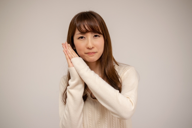 「遅れてごめん」を4単語の英語で言うと？