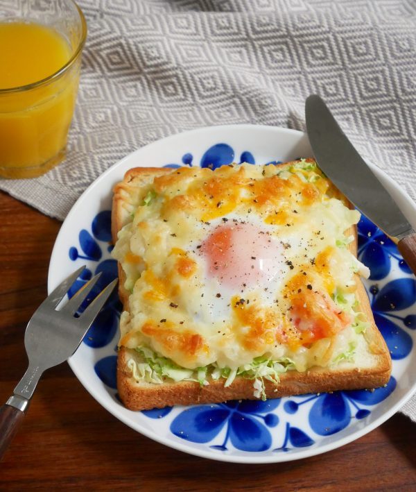 コンビニ食材だけ！忙しい朝でもラクラク「巣ごもりポテサラトースト」　by:料理家 村山瑛子さん