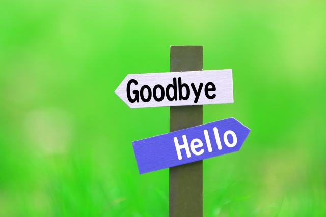 「Good bye」はめったに言わない!?別れ際によく使う英語表現とは