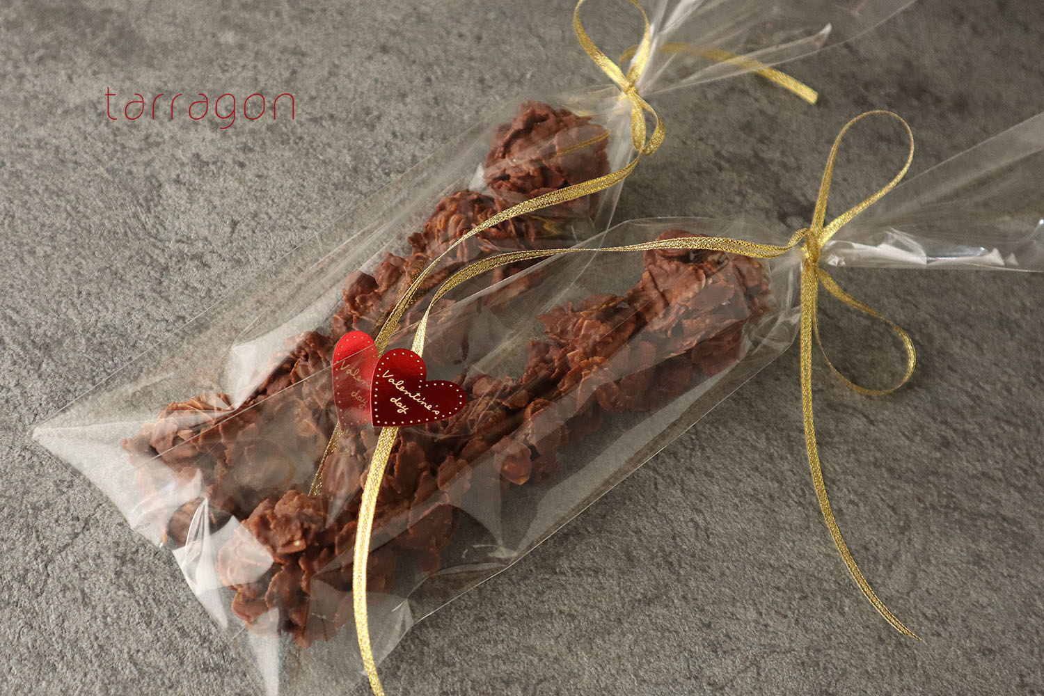 材料3つで人気テーマパークの定番お土産を再現!簡単「さくさくチョコクランチ」