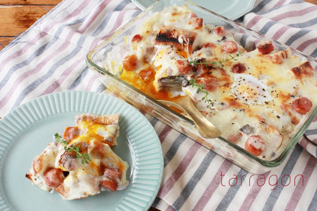 いつもの食パンで贅沢気分♪お手軽ソースで簡単「パングラタン」レシピ3選