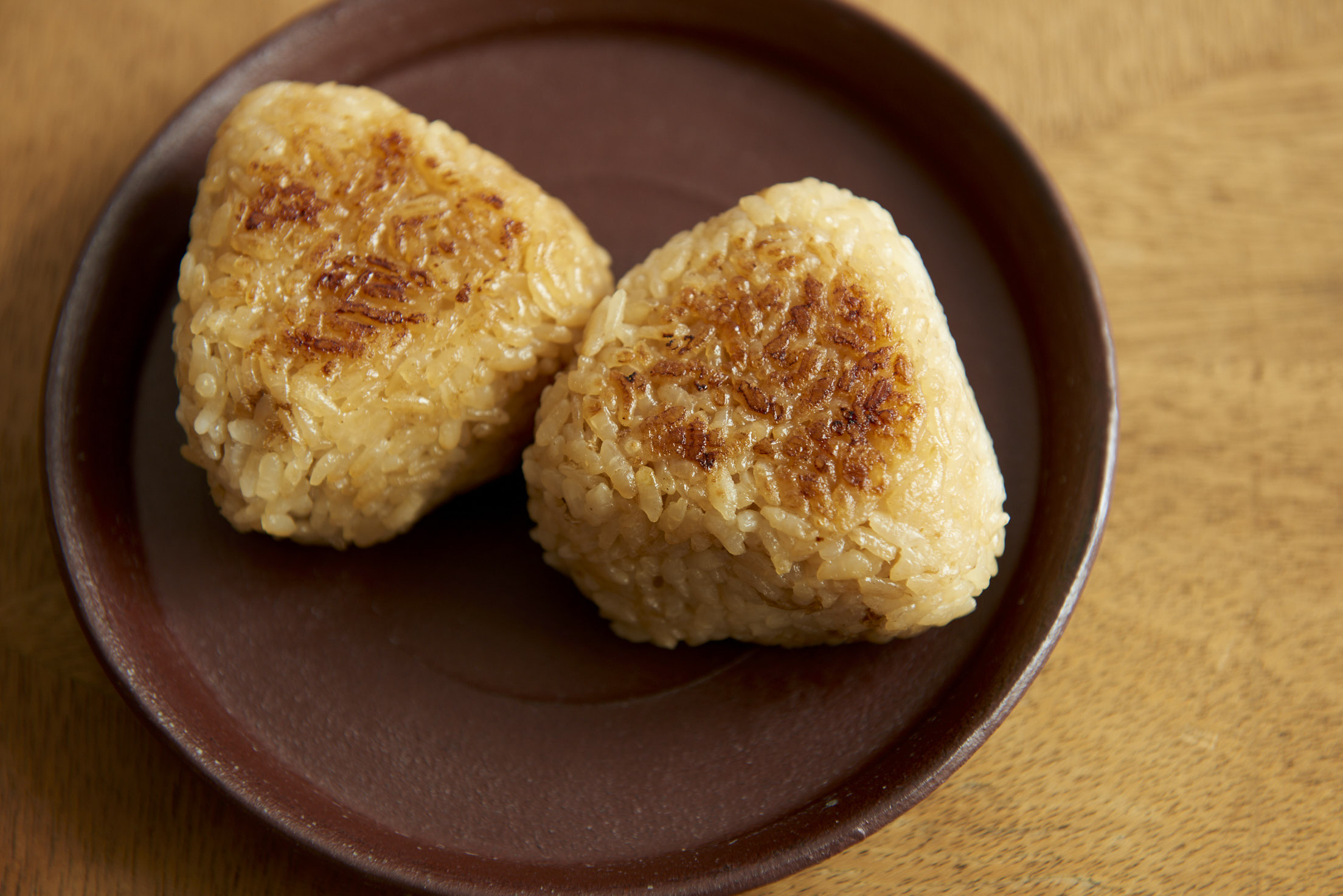 冷凍ごはんの作りおき!基本調味料で簡単「焼きおにぎり」