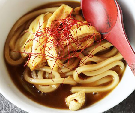 冷える朝はコレ!時短「冷凍うどん」アレンジレシピ3選