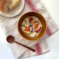 器選びで、朝ごはんがもっとおいしく！体が温まる「根菜の豆乳スープ」