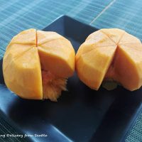 Persimmon: アメリカで柿を食べてみる