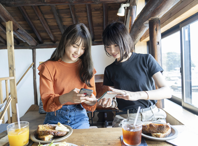 朝食女子のイメージ