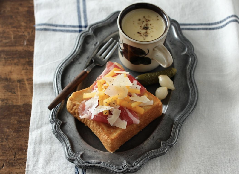 手抜きしたい朝も。「食器」「盛り付け」で魅せる朝ごはんコーディネート術
