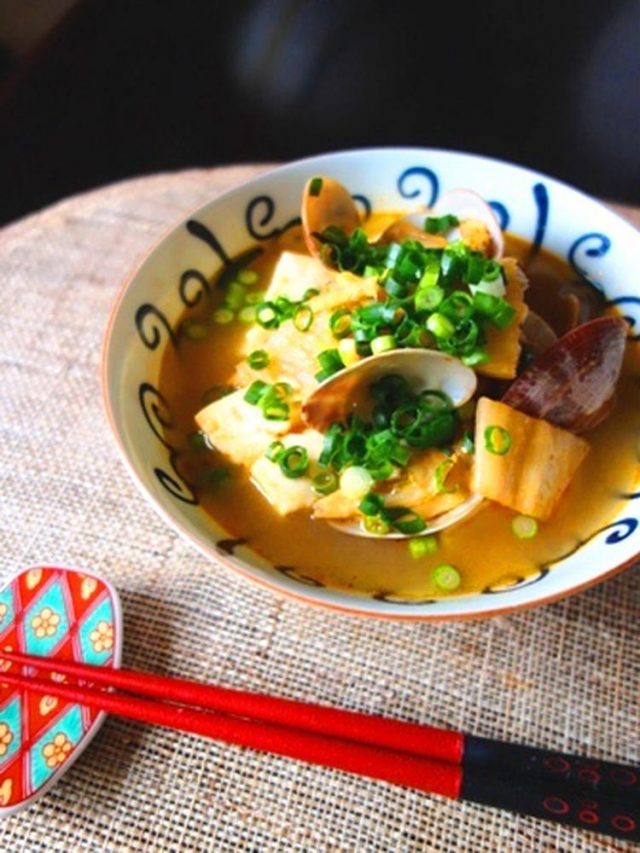 アサリと豆腐の味噌チゲスープ