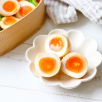 卵＋調味料1つで簡単！袋で揉むだけ「発酵味玉」の作り方