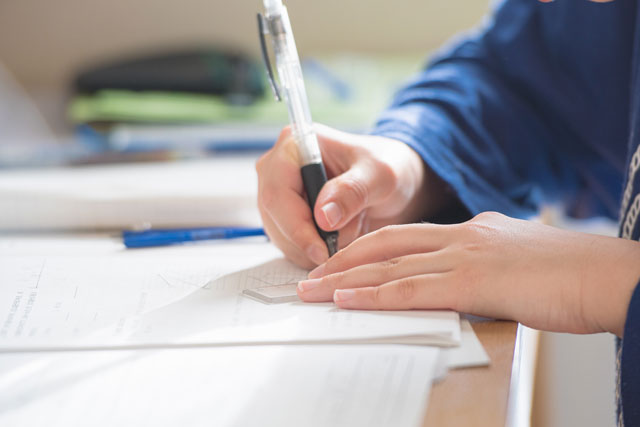 「大学入試」を3単語の英語で言うと？