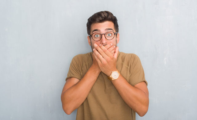 英語「tiptoe」の意味って？