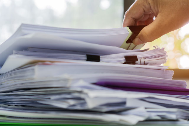 英語「pile of papers」の意味って？