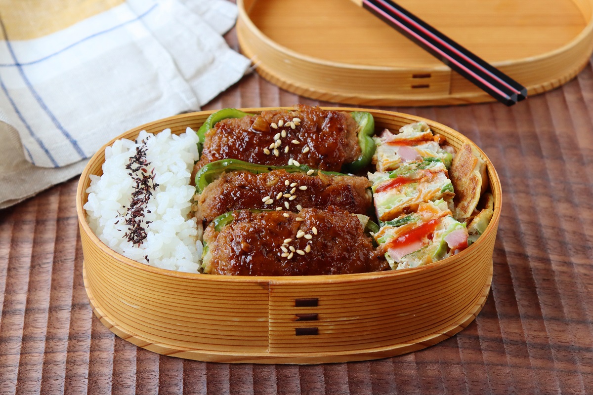 食品ロス削減！「くず野菜オムレツ」「ピーマンのそのまま肉詰め」SDGsな2品弁当