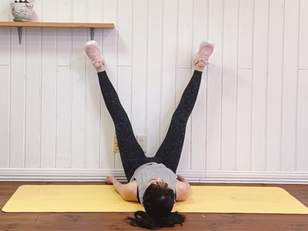スッキリ美脚でパンツを履きこなす！「内もも」を鍛える簡単トレーニング3種