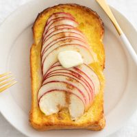 トースターでほったらかし！簡単「りんごのフレンチトースト」